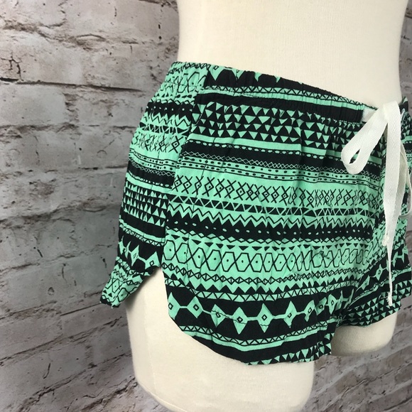 FINAL PRICE
♦️Emp Pre Print Soft Shorts - Picture 3 of 4